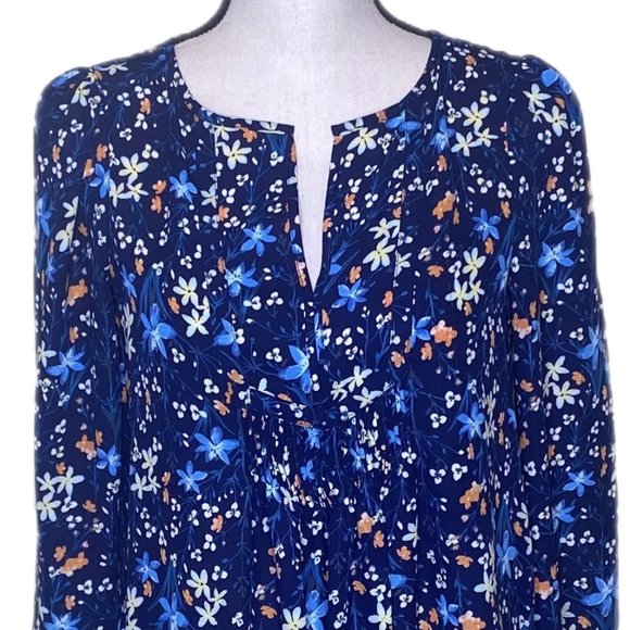 Gap Blue Flower Patterned Long Sleeve Blouse/Shirt NWOT - Picture 2 of 10